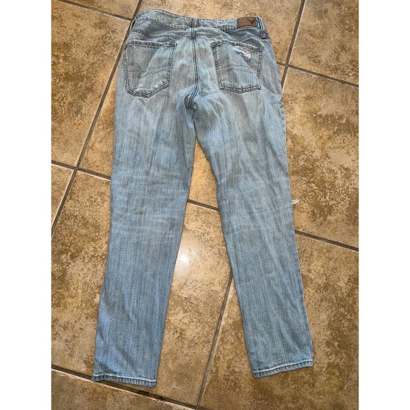 American Eagle Tomgirl Jeans Size 4 - Picture 2 of 3